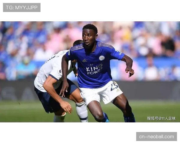 深度解析:勒沃库森“伪边锋”战术如何激活两个边翼卫 深度解析:勒沃库森“伪边锋”战术如何激活两个边翼卫